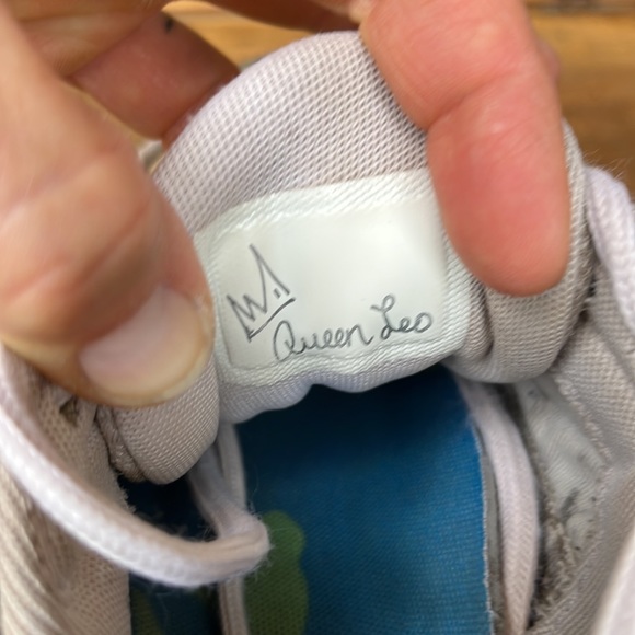 Nike Air Max 98 Queen Leo CL1502-001 Grey Green Sneakers youth 4.5 - Picture 2 of 4